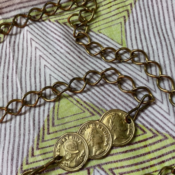 VTG 1960s Gold Chain Belt with Medallions OS Up To W40